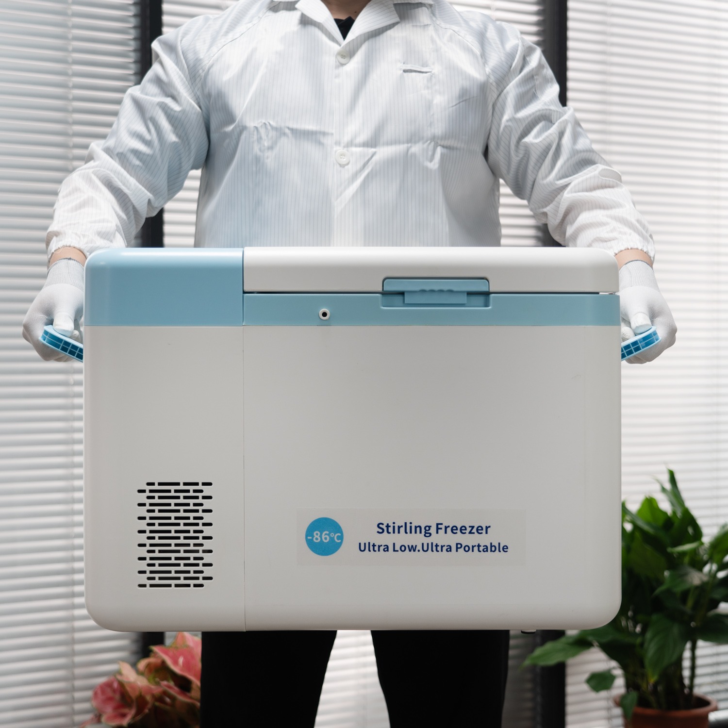 How To Safely Transport Vaccines Using Portable Ultra Low Temperature Freezers？